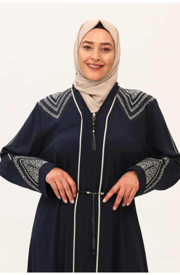 BÜYÜK BEDEN TAŞLI VE NAKIŞLI KREP KUMAŞ KADIN BÜYUK BEDEN FERACE - LACİVERT