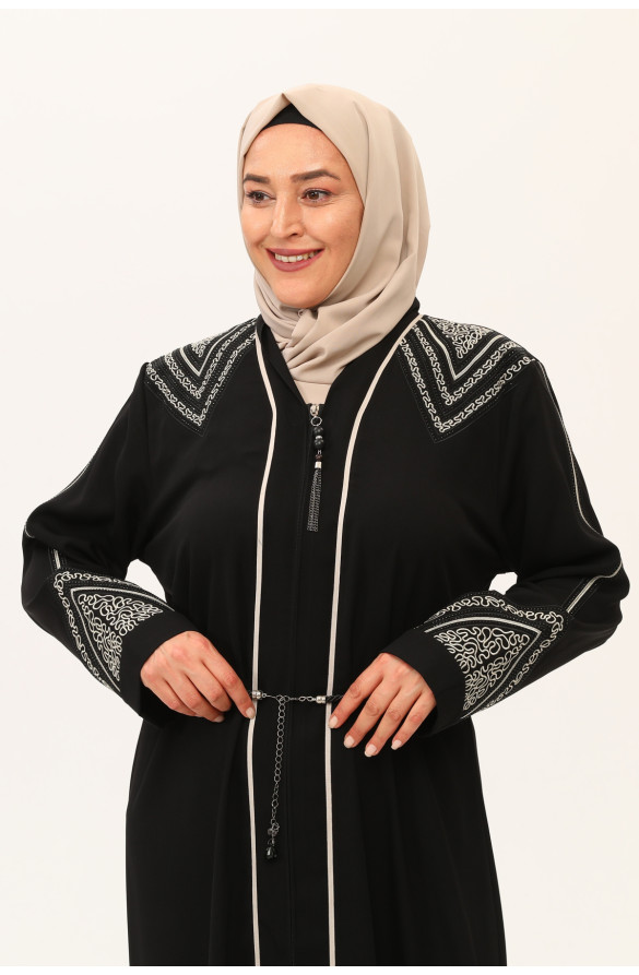 BÜYÜK BEDEN TAŞLI VE NAKIŞLI KREP KUMAŞ KADIN BÜYUK BEDEN FERACE - SİYAH